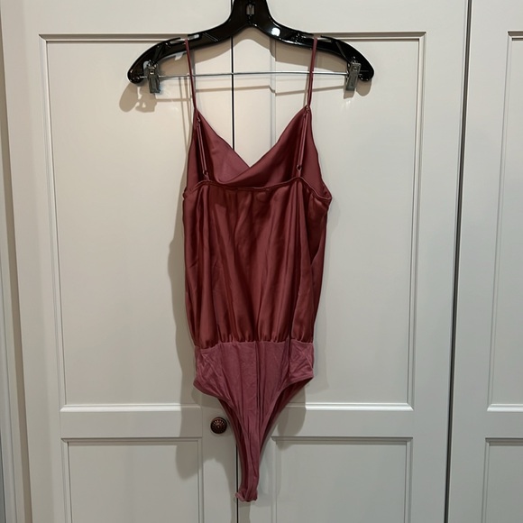 Lulus sleeveless bodysuit - Picture 2 of 3
